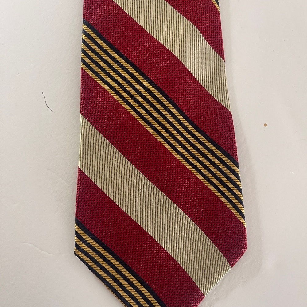 Tommy Hilfiger Classic Red and Gold Striped Tie